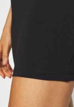 Even&Odd 2 Pack - Minijupe - Dark Blue/Black -Magasin De Vêtements De Mode Even&Odd 0025f7e7db0346cd93ec247cda9df4e5 scaled