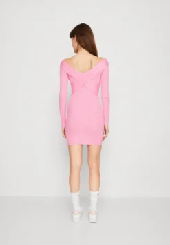 Even&Odd Robe Pull - Pink -Magasin De Vêtements De Mode Even&Odd 0216e3fc052046dfbade0632a1a495e0 scaled