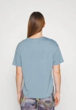 T-Shirt Basique - Blue-Grey -Magasin De Vêtements De Mode Even&Odd 089405a8f7b54922979c957ef74dd849 scaled