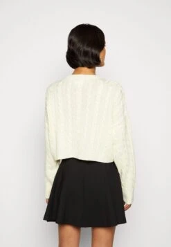 Even&Odd Pullover - White -Magasin De Vêtements De Mode Even&Odd 19c6b192793247d79ee7b1dbe09d5e95 scaled