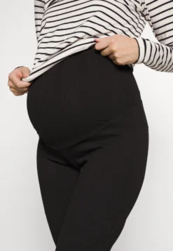 Maternity Flared Trouser - Pantalon Classique - Black -Magasin De Vêtements De Mode Even&Odd 1bc68d52bf664f30835e6387b53df0af scaled