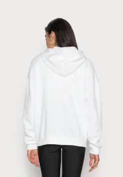 Even&Odd Sweat Zippé - White -Magasin De Vêtements De Mode Even&Odd 2ac41e371c8a4c68b4d012ed764e827c scaled