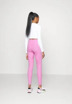 Collants - Purple -Magasin De Vêtements De Mode Even&Odd 2c90b59c460a4104b2d409fab718e35f scaled