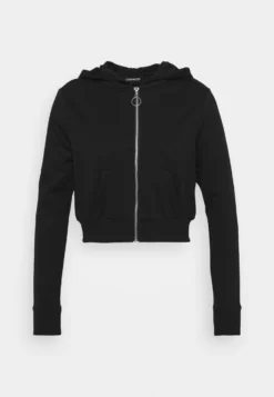 Even&Odd Sweat Zippé - Black -Magasin De Vêtements De Mode Even&Odd 2e45b84609074e038e7d70f6b0b40a8d scaled