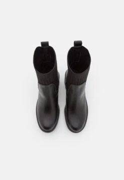 Bottines À Plateau - Black -Magasin De Vêtements De Mode Even&Odd 3290a593f93b4ab4a6f5ca0ac6dae70b scaled