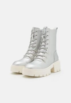 Even&Odd Bottines À Plateau - Silver -Magasin De Vêtements De Mode Even&Odd 3ba2fd7bfc564ac99ad8380145d1378c scaled