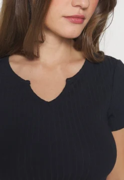 Robe Fourreau - 802 - Black -Magasin De Vêtements De Mode Even&Odd 3d2652d47503435c8142979f649b8832 scaled