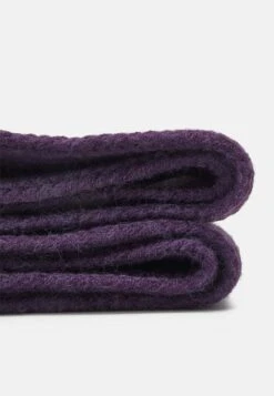 Even&Odd Écharpe - Purple -Magasin De Vêtements De Mode Even&Odd 3df49359fd7548409f4d674a732ce595 scaled