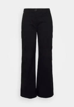 Even&Odd Pantalon Cargo - Black 12 Even&Odd Pantalon Cargo - Black -Magasin De Vêtements De Mode Even&Odd 3fe3c0236c1f4c9eb57de8d996bf0fb6 scaled