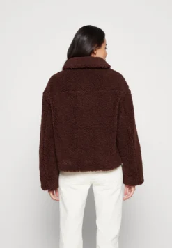 Even&Odd Veste D'Hiver - Brown 8 Even&Odd Veste D'Hiver - Brown -Magasin De Vêtements De Mode Even&Odd 494bfd7847734593be67ac02f7041c4e scaled