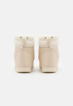 Even&Odd Bottes De Neige - Off-White -Magasin De Vêtements De Mode Even&Odd 4b781fdf38a84940a74cc47a728f24b3 scaled