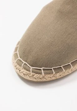 Even&Odd 2 Pack - Espadrilles - Cognac/Khaki -Magasin De Vêtements De Mode Even&Odd 4f5e798a882e4e7580b93e1dda3eba3d scaled