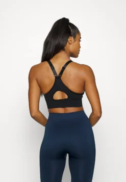 Brassières De Sport À Maintien Léger - Black -Magasin De Vêtements De Mode Even&Odd 506948851e364669876fef05e4270bf0 scaled
