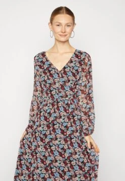 Even&Odd Robe De Jour - Black/Red/Multi-Coloured -Magasin De Vêtements De Mode Even&Odd 52224a6b2dd3406cbf79100dbf059a81 scaled