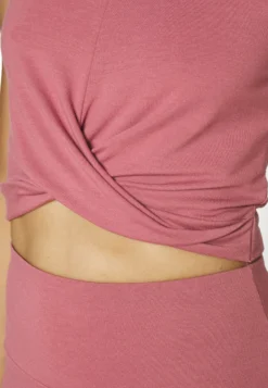 Débardeur - Pink -Magasin De Vêtements De Mode Even&Odd 52c35f5d565541dd914666391259cb6b scaled