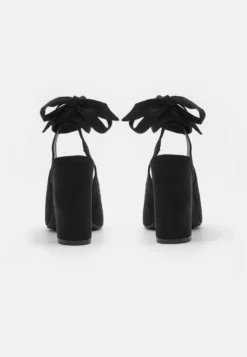 Even&Odd Richelieus - Black 9 Even&Odd Richelieus - Black -Magasin De Vêtements De Mode Even&Odd 53b6225a4744490986bcfc21e327eac5 scaled