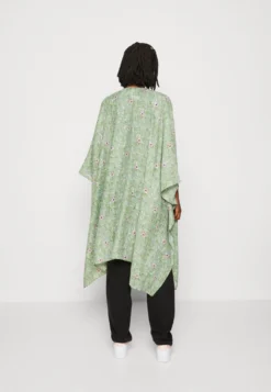 Even&Odd Veste Légère - Green -Magasin De Vêtements De Mode Even&Odd 5ce127e7e4a948c4b63eb0f35fe667df scaled