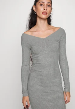 V Ausschnitt Ripp Mini Bodycon Strickkleid - Robe Fourreau - Mottled Grey -Magasin De Vêtements De Mode Even&Odd 602c107703de4f6e965498d8595c27fd scaled