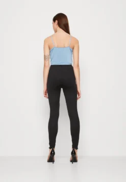 Even&Odd Legging - Black -Magasin De Vêtements De Mode Even&Odd 632f1f7fd746452f96f639f70c75e038 scaled