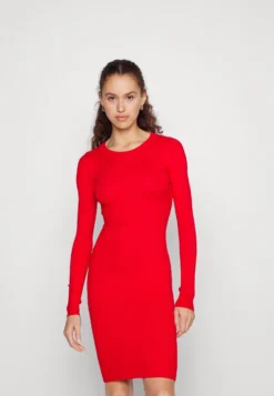 Even&Odd Crew Ausschnitt Ripp Basic Bodycon Mini Strickkleid - Robe Fourreau - Berry