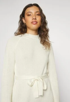 Even&Odd Crew Ausschnitt Ripp Mini Strickkleid Mit Gürtel - Robe Fourreau - White -Magasin De Vêtements De Mode Even&Odd 63c3119687834b5680511aaa41a1e7c5 scaled