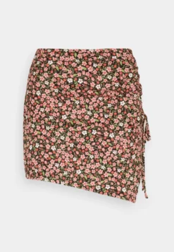 Even&Odd Short - Black/Multi-Coloured -Magasin De Vêtements De Mode Even&Odd 6b3c5a5f72a044c592d021d92e04f95f scaled