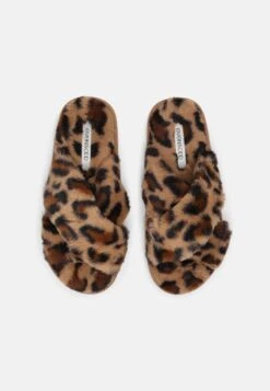 Even&Odd Chaussons - Beige -Magasin De Vêtements De Mode Even&Odd 70c10b86eb9f439092310bf0cc721da5 scaled