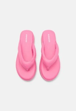 Even&Odd Tongs - Pink -Magasin De Vêtements De Mode Even&Odd 74b80737496e4e729e7a5862eb744e0d scaled