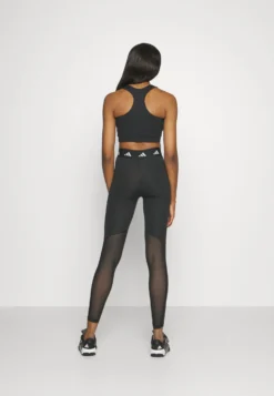 Brassières De Sport À Maintien Normal - Black -Magasin De Vêtements De Mode Even&Odd 7bcc73c5fb254bdfb5e0917a083394c7 scaled