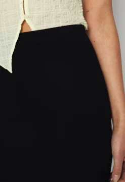 2 Pack - Jupe Crayon - Black/Light Green 13 2 Pack - Jupe Crayon - Black/Light Green -Magasin De Vêtements De Mode Even&Odd 7cec202c05ae43af9a2e5b0931272b72 scaled