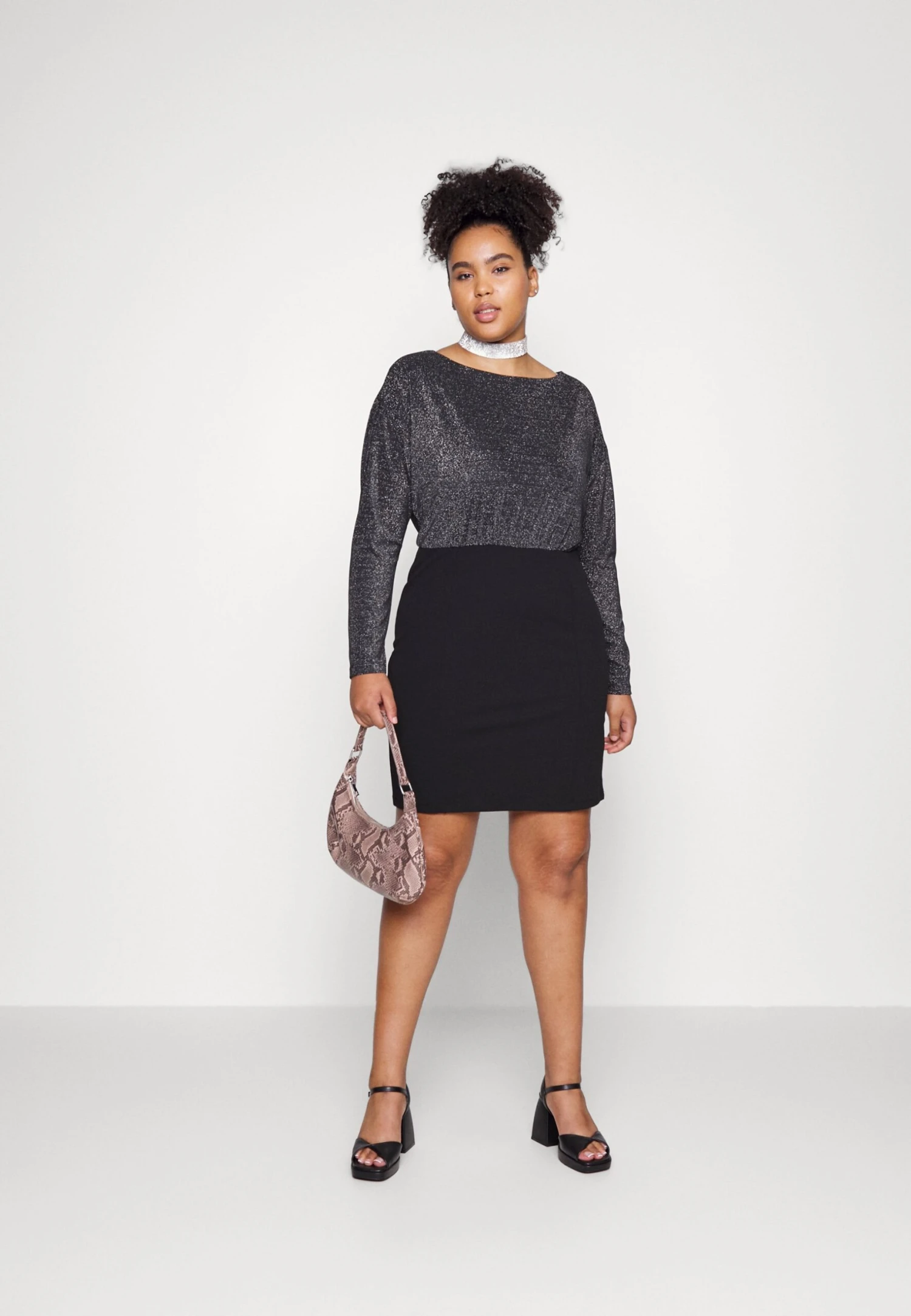 Robe De Soirée - Black 2 Robe De Soirée - Black – Image 2