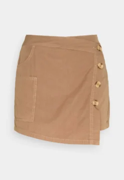 Even&Odd Short - Brown -Magasin De Vêtements De Mode Even&Odd 81d5e8f663984b6a8d824ef8928e1054 scaled