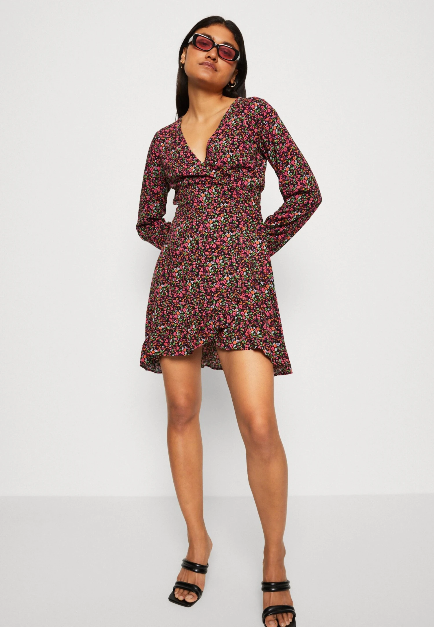 Even&Odd Robe De Jour - Black/Pink 4 Even&Odd Robe De Jour - Black/Pink – Image 4