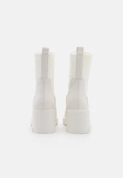 Bottines À Plateau - White -Magasin De Vêtements De Mode Even&Odd 8271fe7ef9d649e5a50426e98f7fbae3 scaled