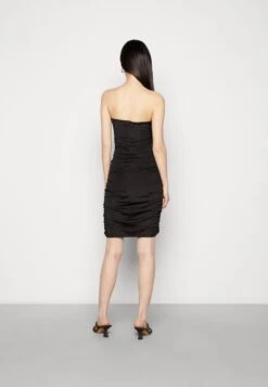 Even&Odd Robe Fourreau - Black -Magasin De Vêtements De Mode Even&Odd 8c33d075e0e84726ab265c795a58ed5f scaled