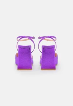 Sandales - Lilac 9 Sandales - Lilac -Magasin De Vêtements De Mode Even&Odd 8c88a396fadd43ca8da8efe1bafb8960 scaled