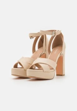 Even&Odd Sandales À Talons Hauts - Off White -Magasin De Vêtements De Mode Even&Odd 8e0a8859a5d04fb2bcfeafcfe69e2766 scaled