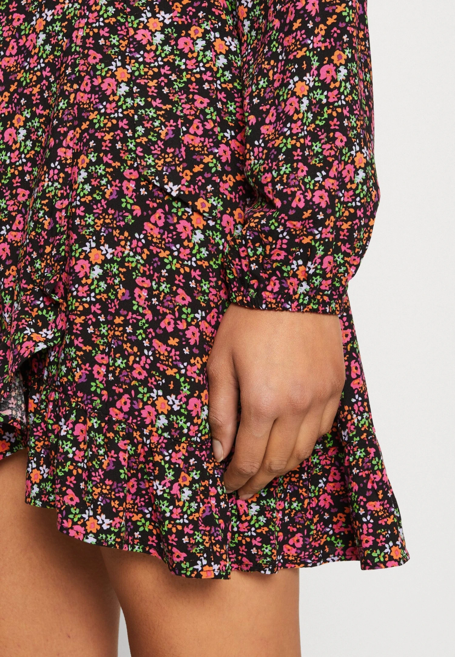 Even&Odd Robe De Jour - Black/Pink 6 Even&Odd Robe De Jour - Black/Pink – Image 6