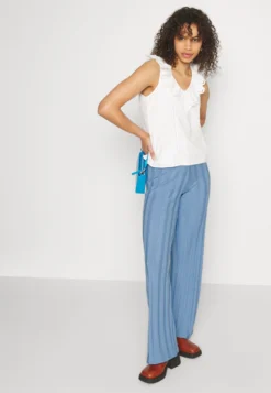 Pantalon Classique - Blue -Magasin De Vêtements De Mode Even&Odd 979bfa8e5b9148b6a4150e7b5c1adb8a scaled