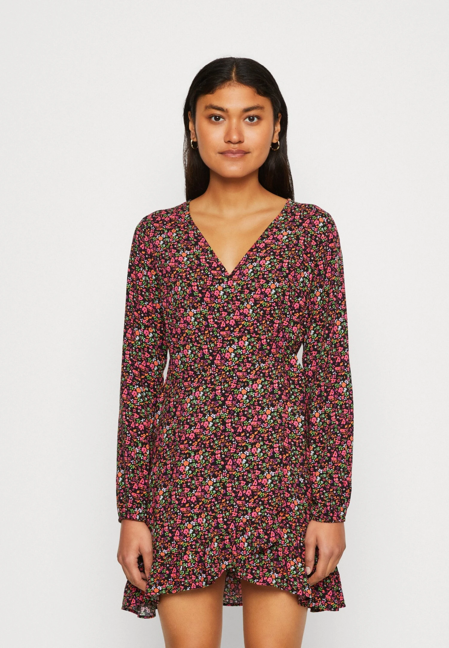 Even&Odd Robe De Jour - Black/Pink 1 Even&Odd Robe De Jour - Black/Pink