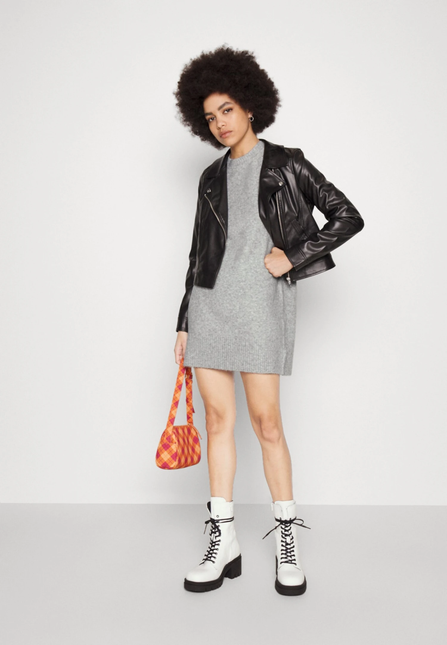 Even&Odd Robe Pull - Mottled Light Grey 2 Even&Odd Robe Pull - Mottled Light Grey – Image 2