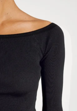 Offshoulder Basic - Pullover - Black -Magasin De Vêtements De Mode Even&Odd 9bf578e4a9094f08975b373dd42bb59d scaled