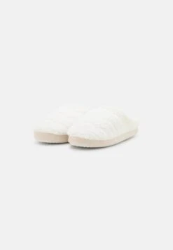 Even&Odd Chaussons - Off-White -Magasin De Vêtements De Mode Even&Odd 9f74d283f67f4d0885057046580b5a1d scaled