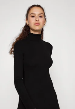 Even&Odd Robe Pull - Black -Magasin De Vêtements De Mode Even&Odd 9fb827ee1c3c44f3b73abff14b0c6278 scaled