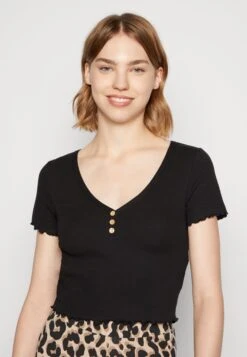 Even&Odd T-Shirt Imprimé - Black -Magasin De Vêtements De Mode Even&Odd a4262d0d97654c1b9df2986ba66a54ff scaled