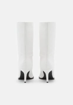 Even&Odd Bottes - White -Magasin De Vêtements De Mode Even&Odd a9d3e4449a754093baa34c7ec14ba657 scaled