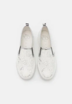 Even&Odd Disney D100 - Mocassins - White 11 Even&Odd Disney D100 - Mocassins - White -Magasin De Vêtements De Mode Even&Odd ad6a034643284966911256d70cec3012 scaled