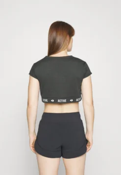 T-Shirt Imprimé - Black -Magasin De Vêtements De Mode Even&Odd b0c05e100be74b37a9031f5e24b0d424 scaled