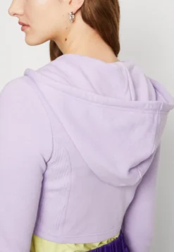Even&Odd Sweat Zippé - Lilac -Magasin De Vêtements De Mode Even&Odd b391d5a5ee0f4f26918754175ecb50fc scaled