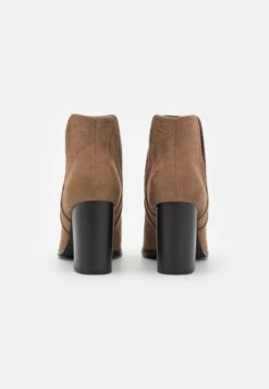 Bottines À Talons Hauts - Taupe -Magasin De Vêtements De Mode Even&Odd b9b458cb73b148b48764b70aa4d7acd8 scaled